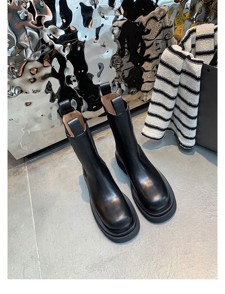 プラットフォーム厚底ショートブーツ