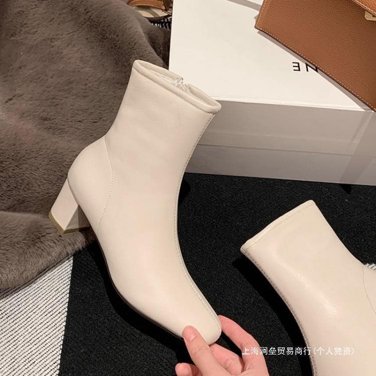ふわもこ裏起毛スクエアトゥショートブーツ