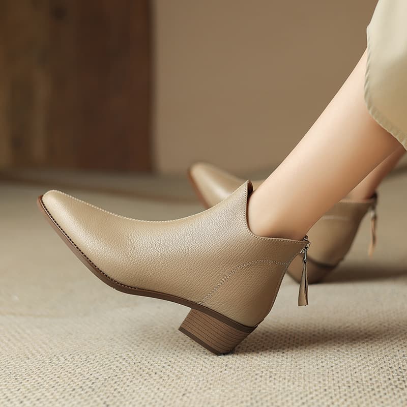 シンプル上質ショートブーツ