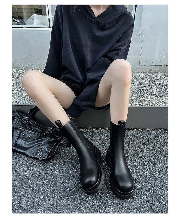 クラシックサイドゴアショートブーツ