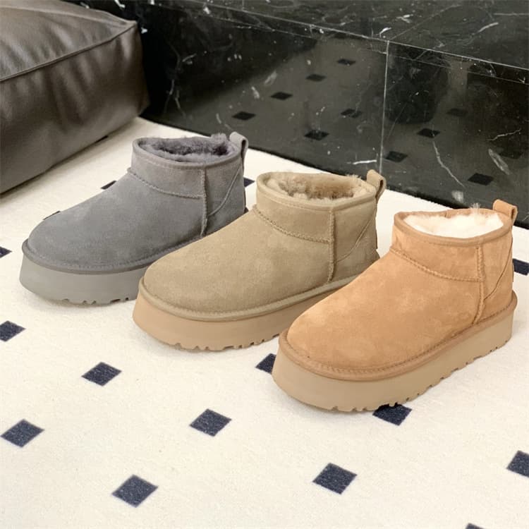ふわふわ厚底ムートンショートブーツ