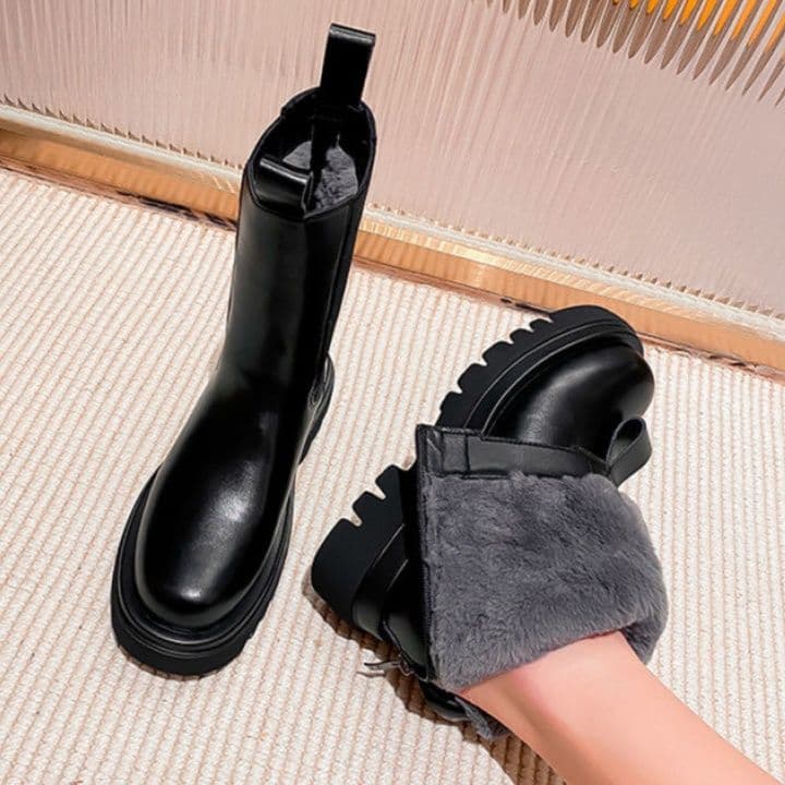 ボリューム厚底サイドゴア毛足付きレザーショートブーツ