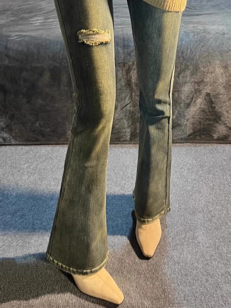 すっきりシルエットのストレッチショートブーツ