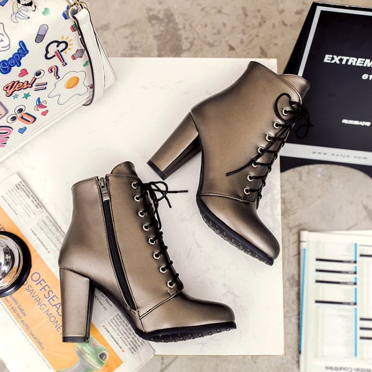 ショートブーツ レースアップチャンキーヒールショート