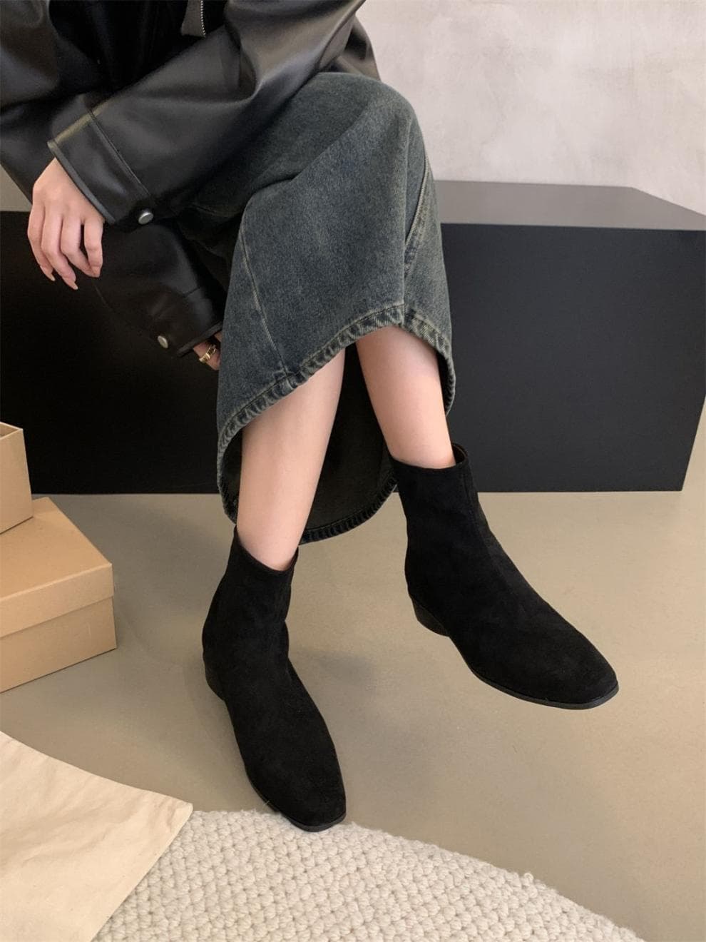 シンプル スクエアショートブーツ